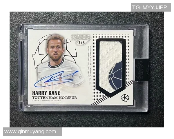 足球球星卡宝签字限量版收藏品发布 引发粉丝热烈追捧与市场关注